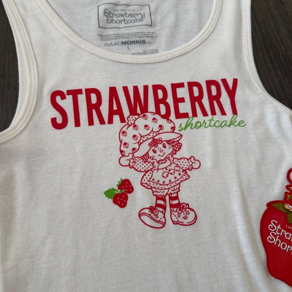 Strawberry shortcake vintage 80’s women tank top size small NWT - Picture 3 of 8